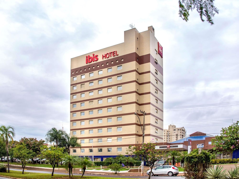 Ibis Aracatuba 3/48