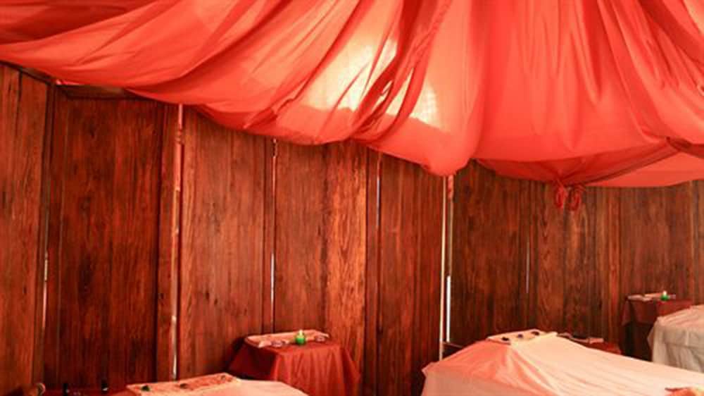 Hotel Chipinque 30/61