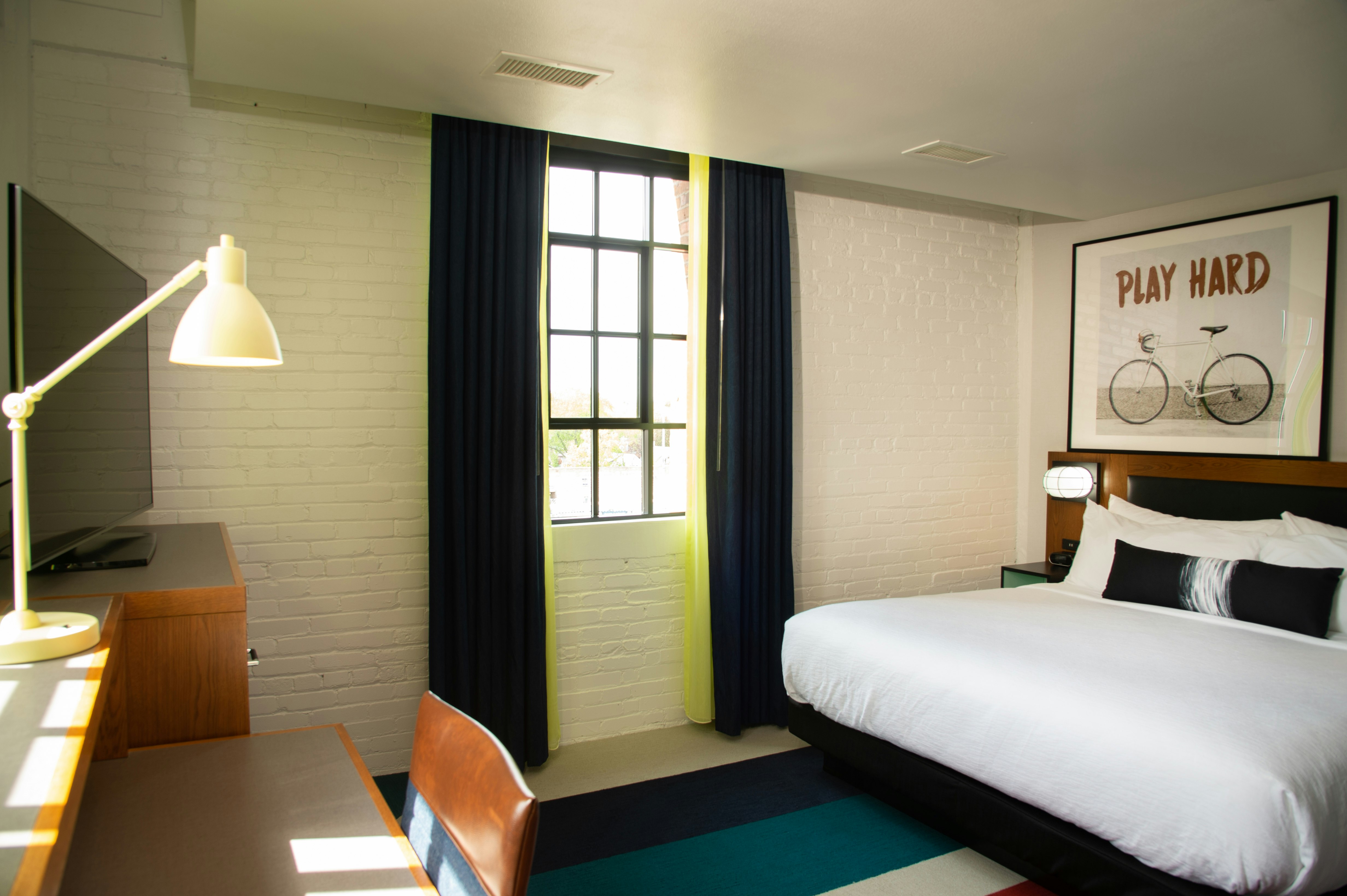 Suite, Double Bed, Accessible