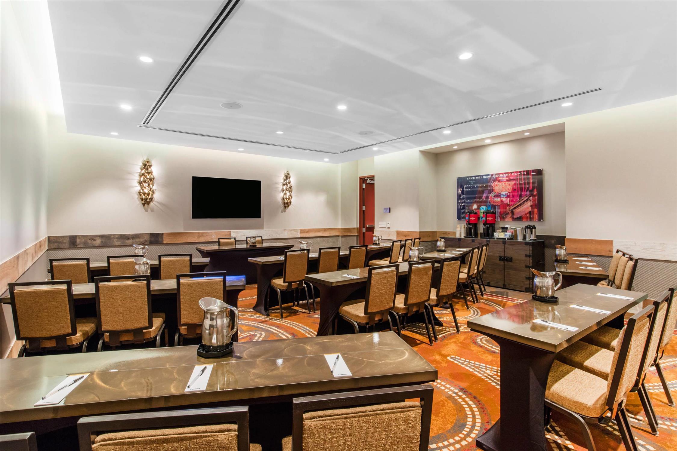 Cambria Hotel Nashville Downtown 51/56