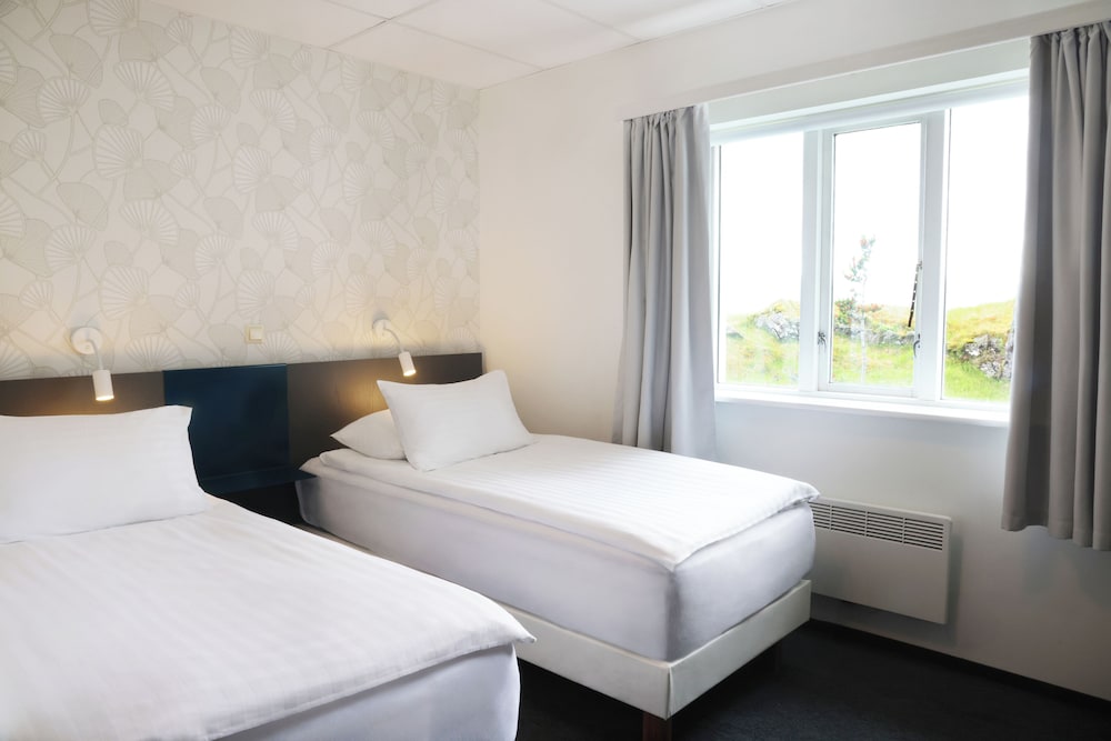 ECONOMY, SINGLE, DOUBLE BED