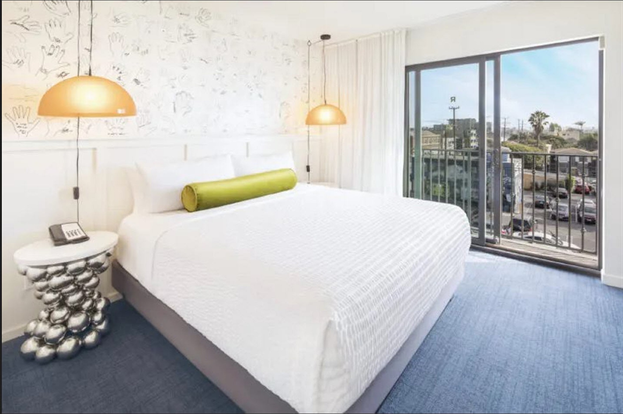 City View King Suite
