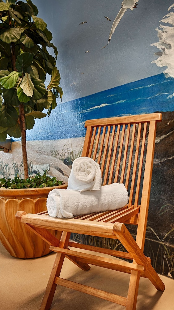 Best Western Holiday Hotel 10/18