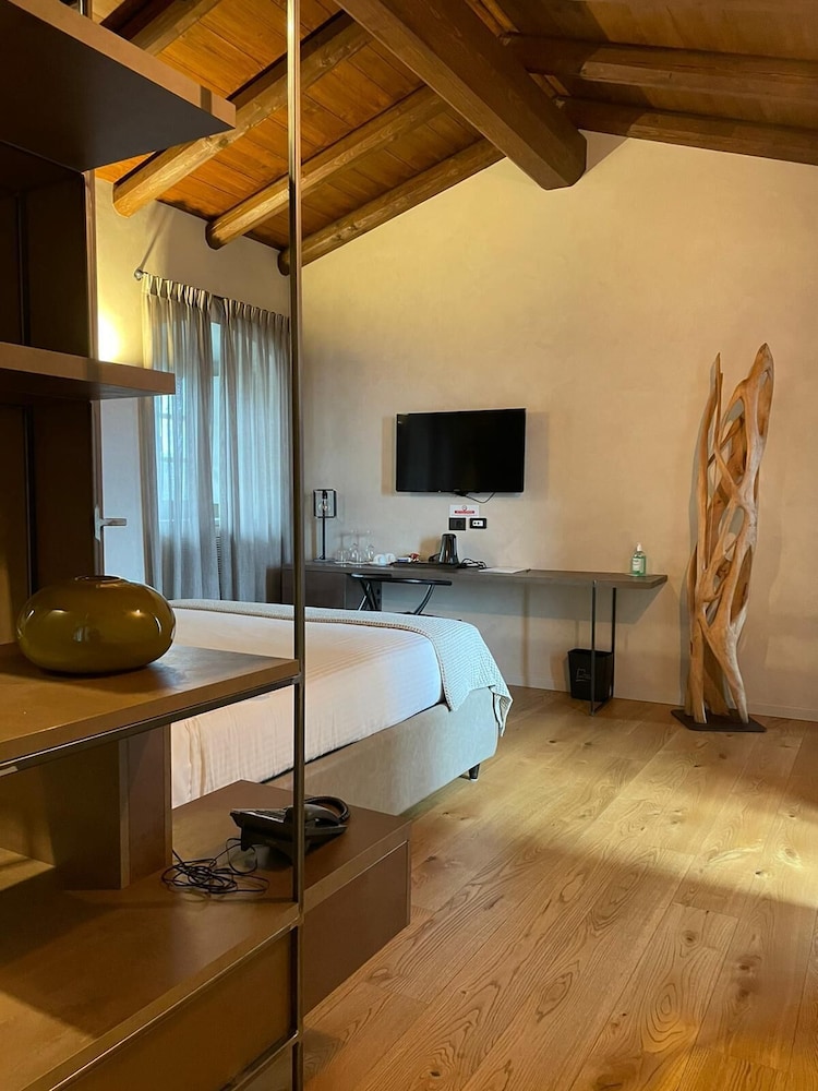 Relais San Vigilio Al Castello 14/50