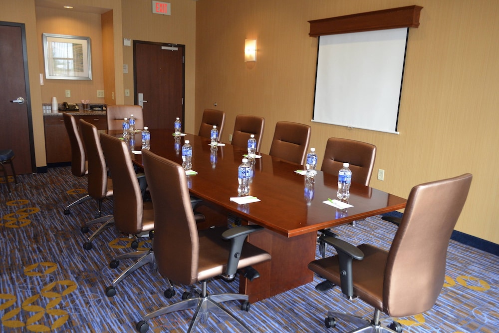 Courtyard by Marriott Winchester Medical Center 42/50