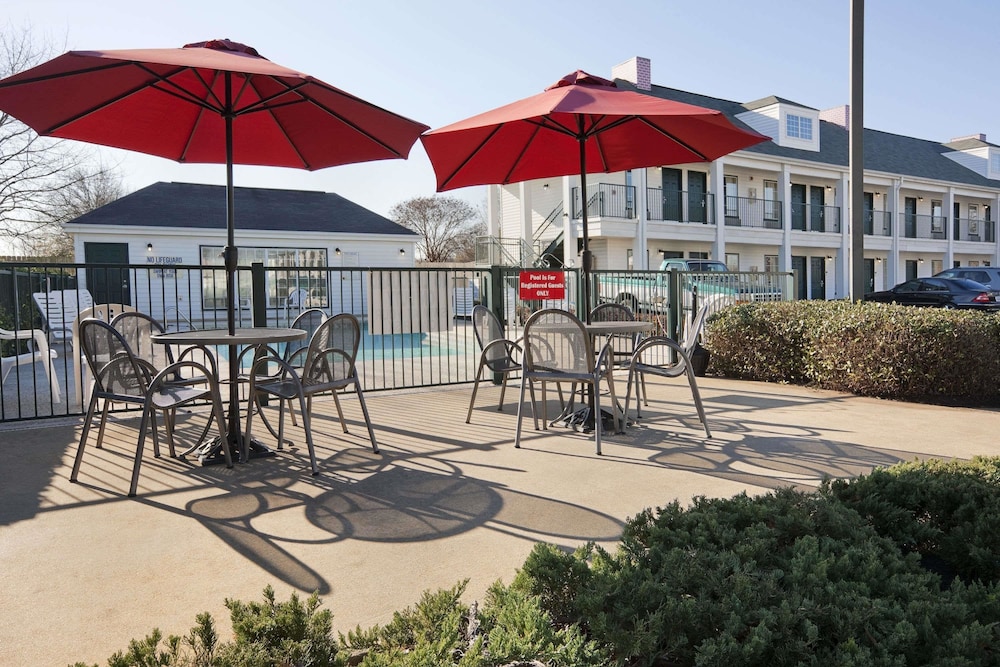 Baymont By Wyndham Gaffney 23/25