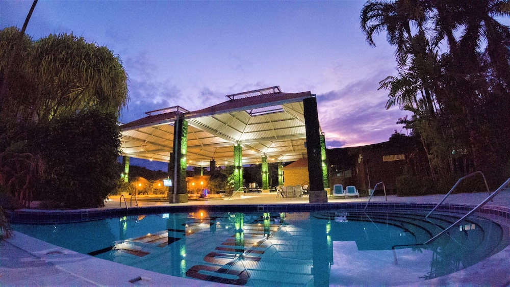 Arenal Paraiso Resort Thermo Mineral Hot Springs 23/50