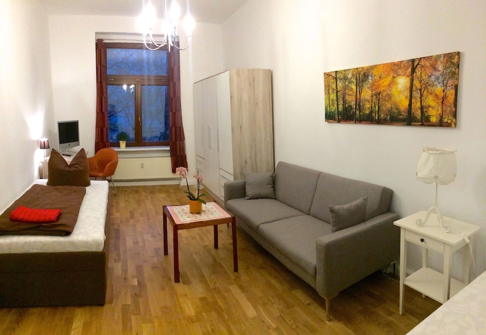 Gwuni Mopera 31/50