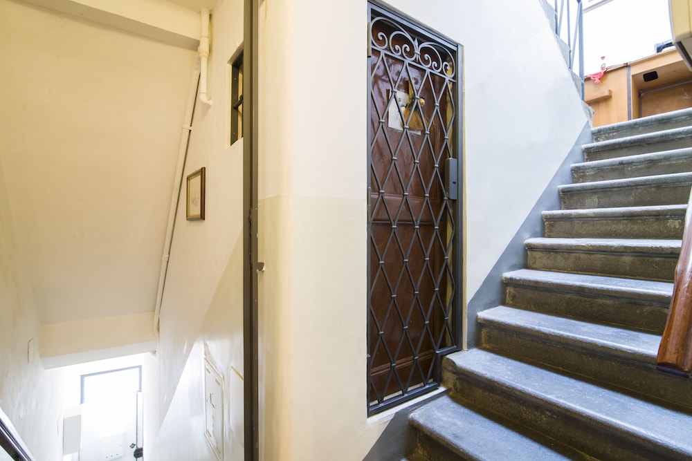 Florence Ariento Romantic Apartment 10/32
