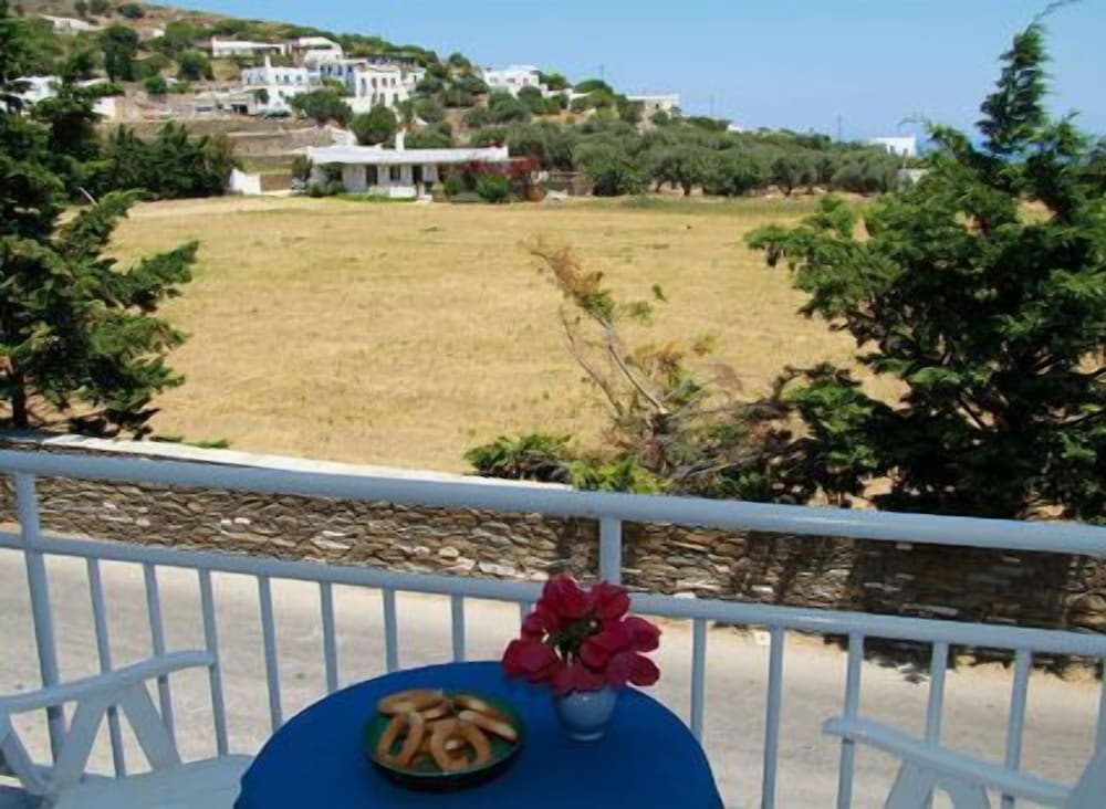 Hotel Artemon 22/26