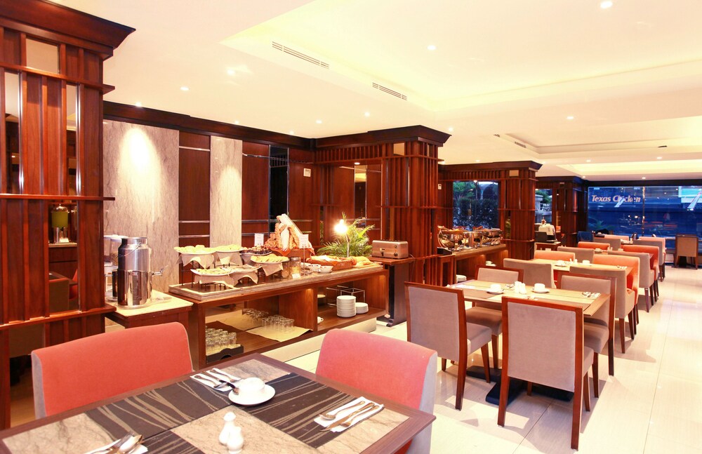 SWISS-BELHOTEL BORNEO BANJARMASIN 43/64