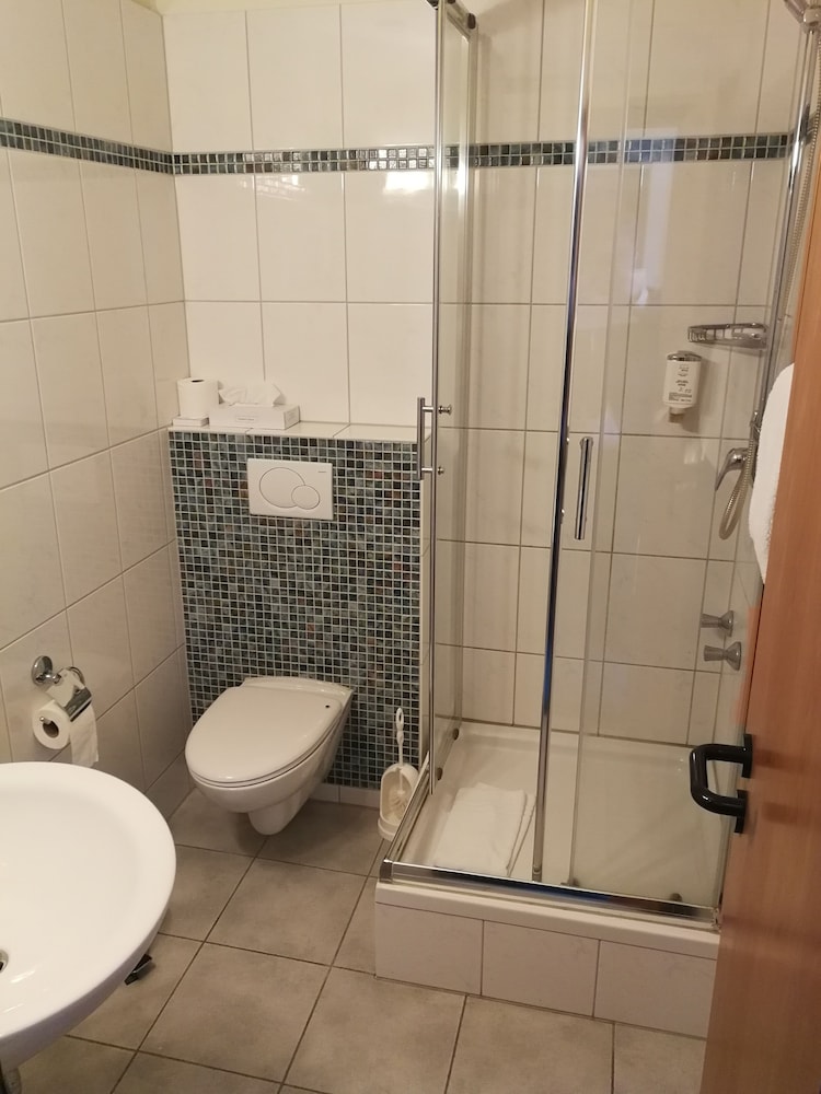 TRIP INN PostHotel Duren 44/50