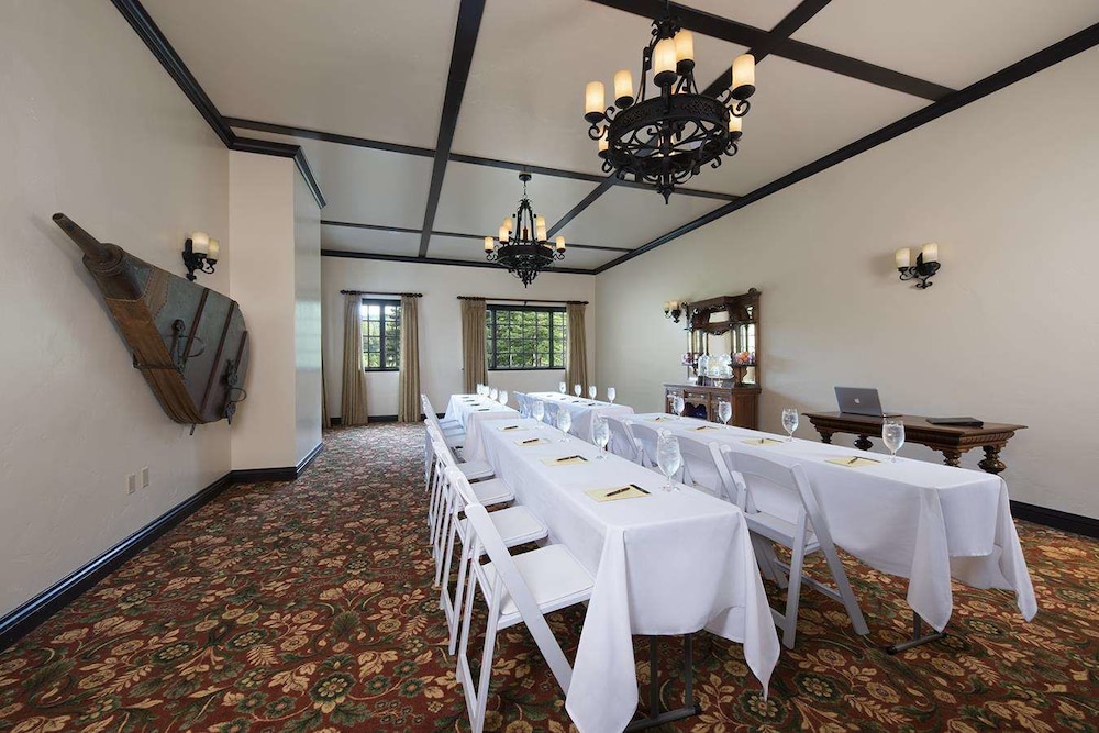 Benbow Historic Inn 37/70