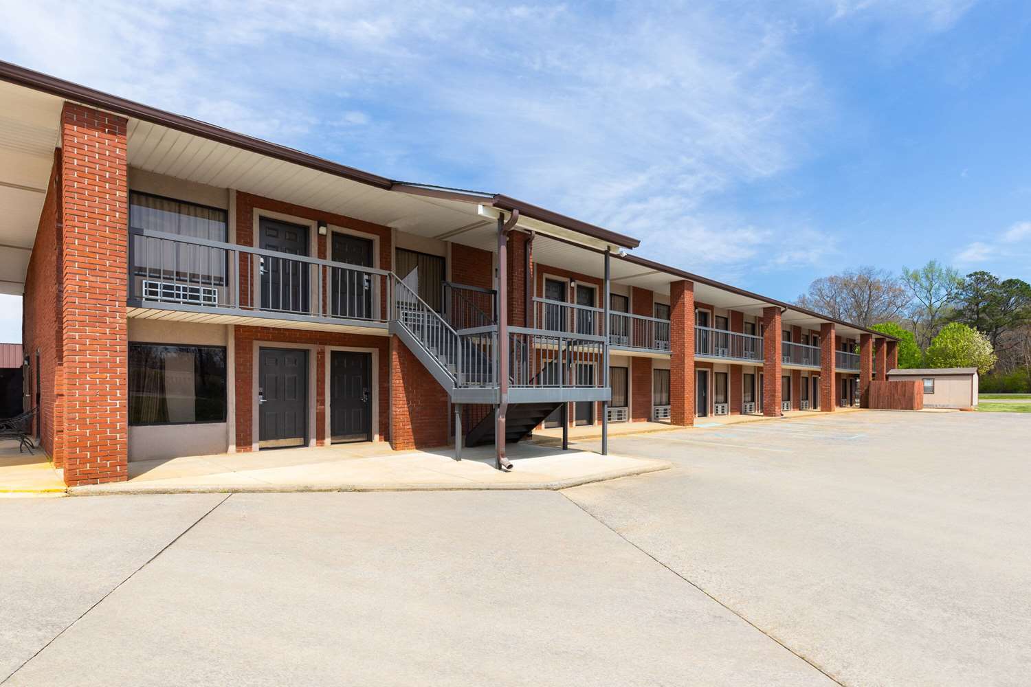 Days Inn by Wyndham Childersburg/Sylacauga 2/22