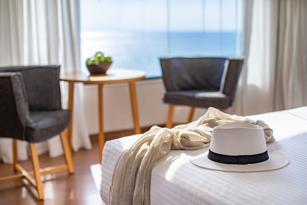 Alion Beach Hotel 27/70