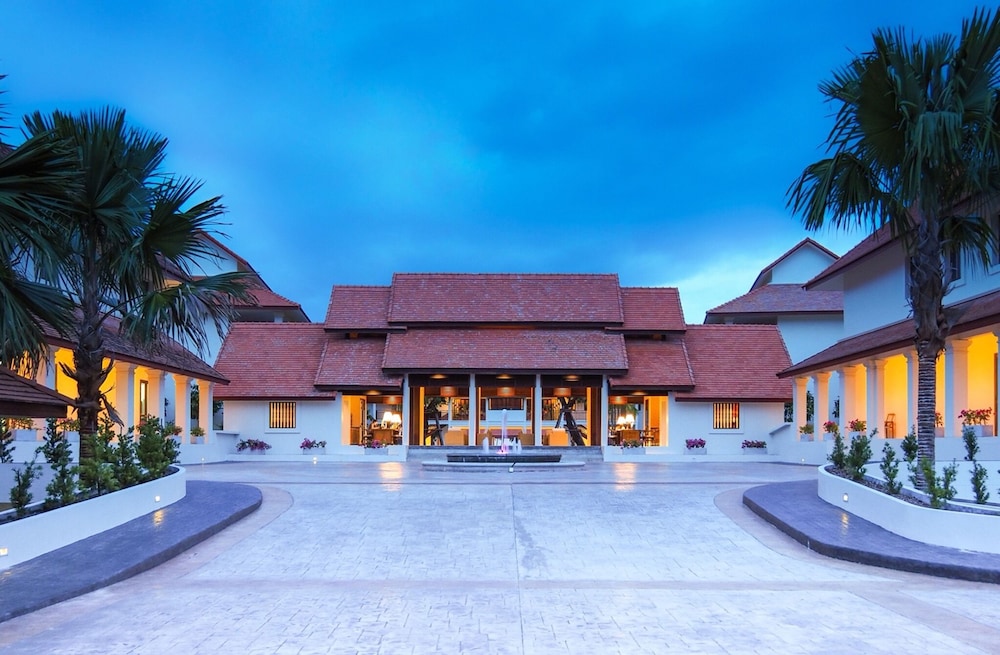 Le Menara Khao Lak 74/77