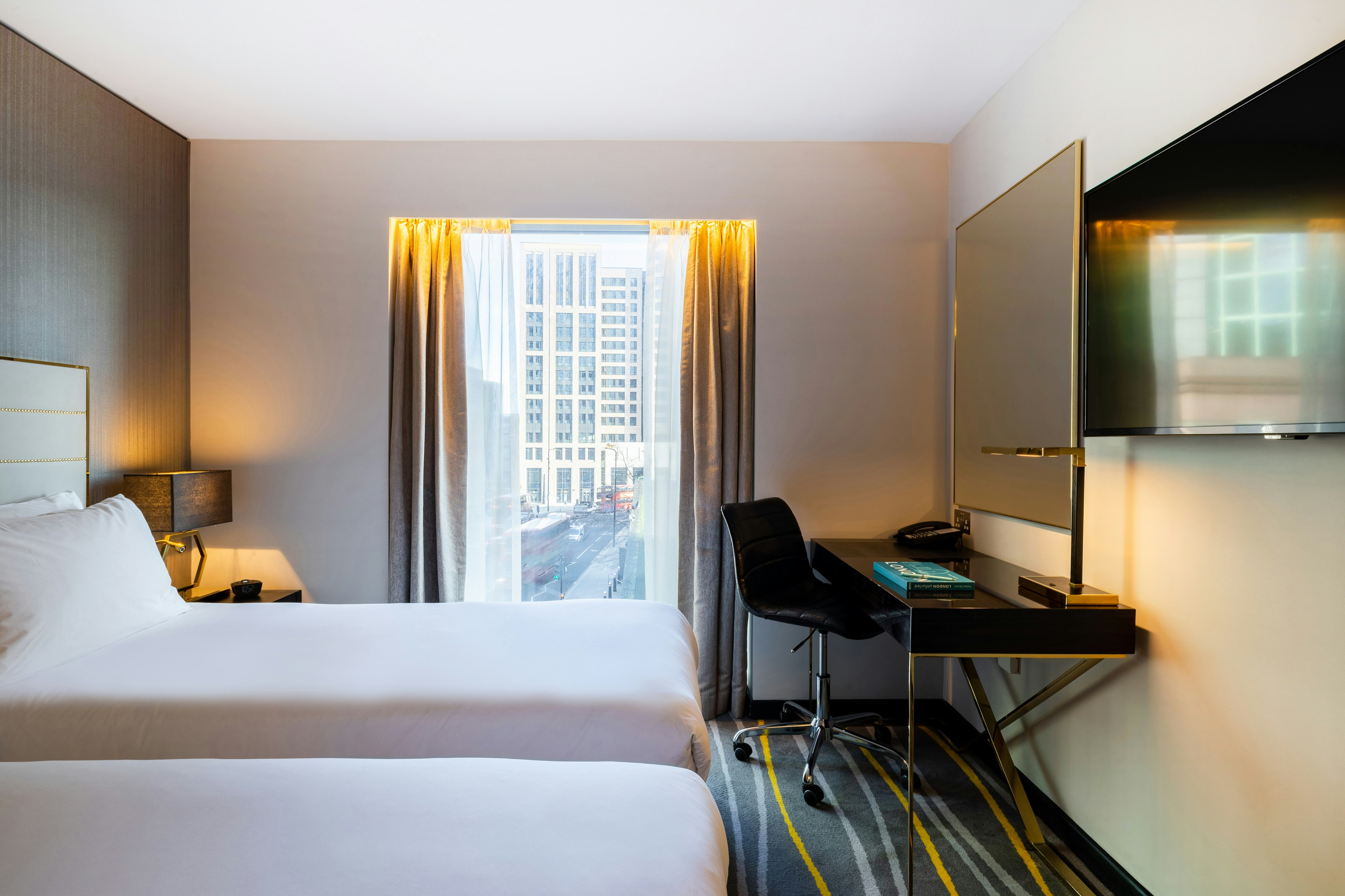 Leonardo Hotel London Aldgate - Formerly Hotel Saint 12/50