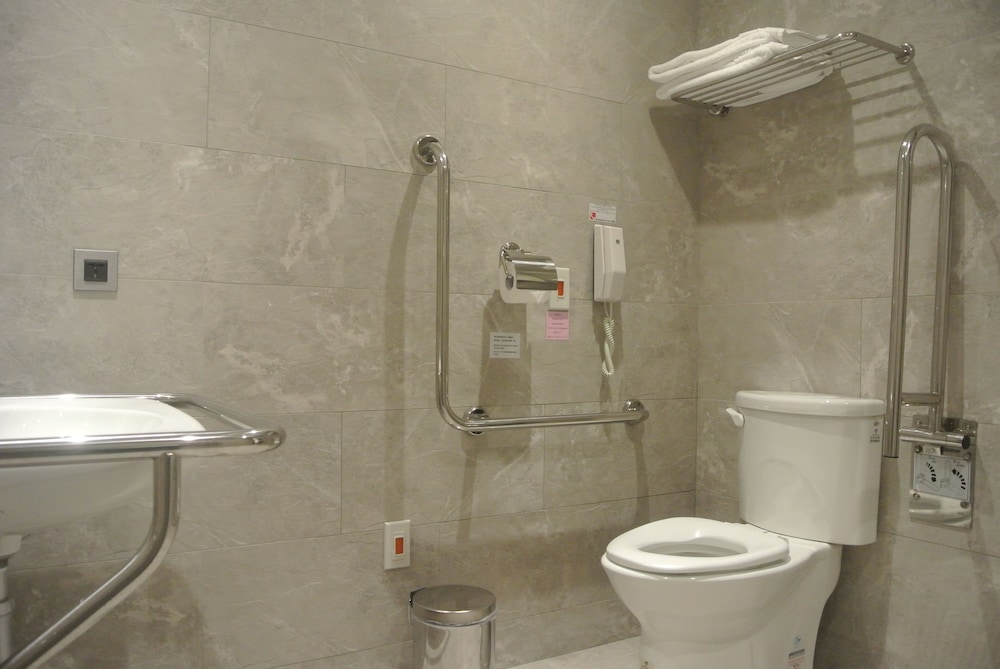 Green World Hotel Songshan 56/62
