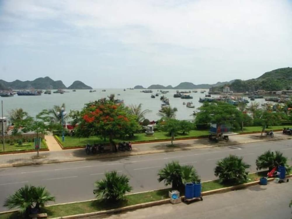 My Ngoc Hotel Catba 40/45