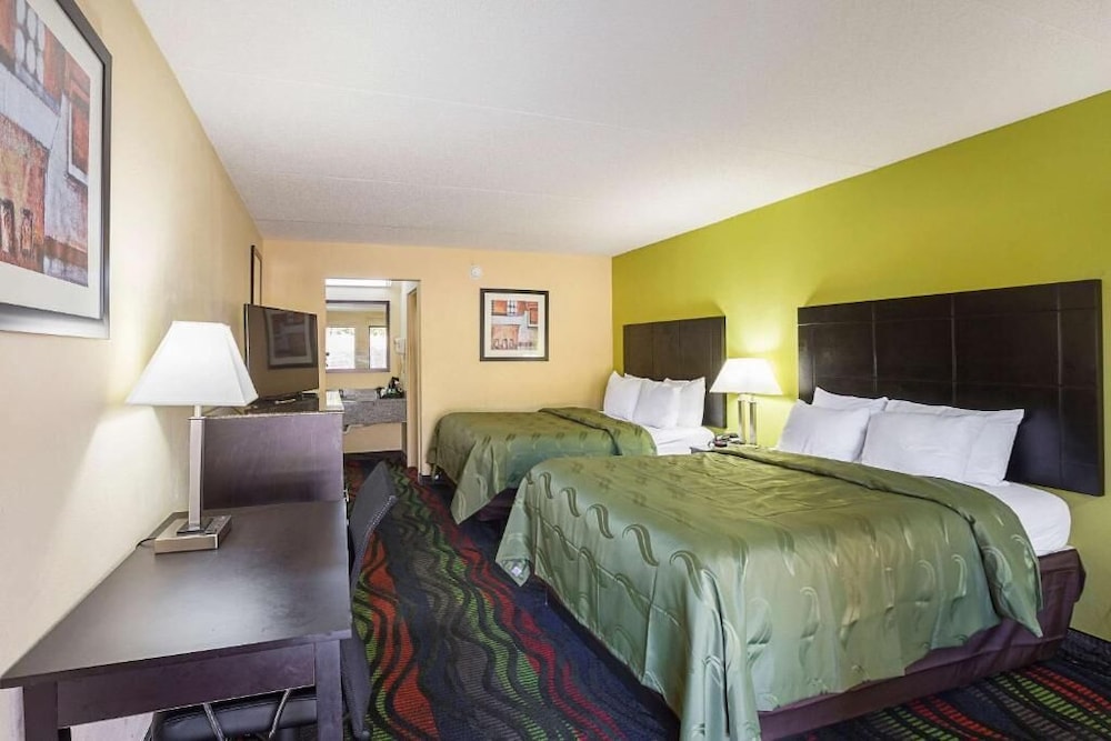 Motel6 Knoxville, TN - East 23/50