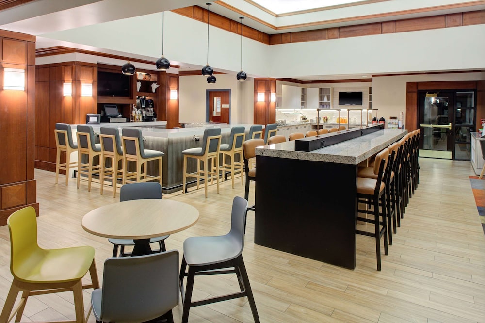 Hyatt House Boston/Burlington 50/72