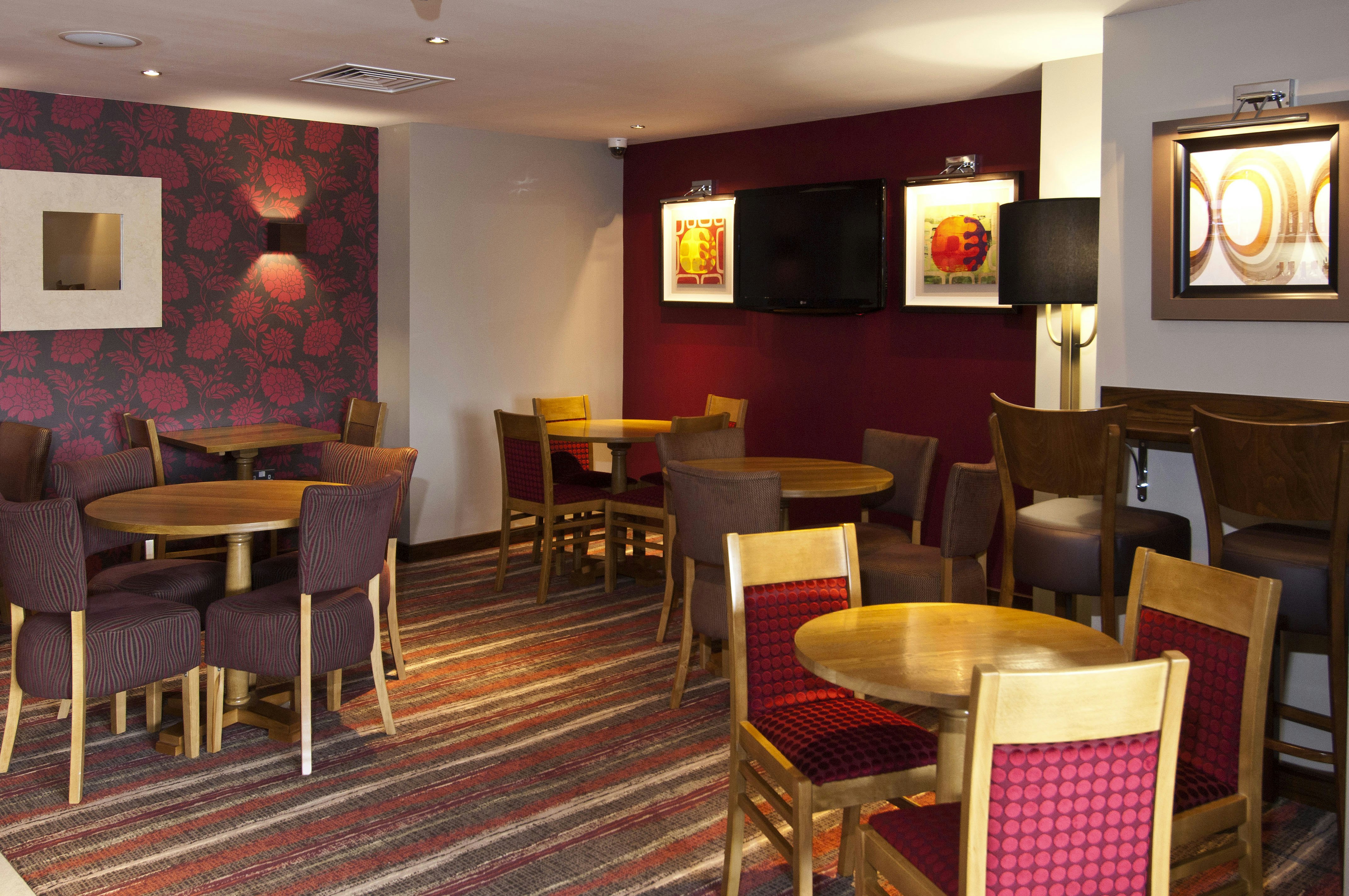 Premier Inn London Hanger Lane 26/34