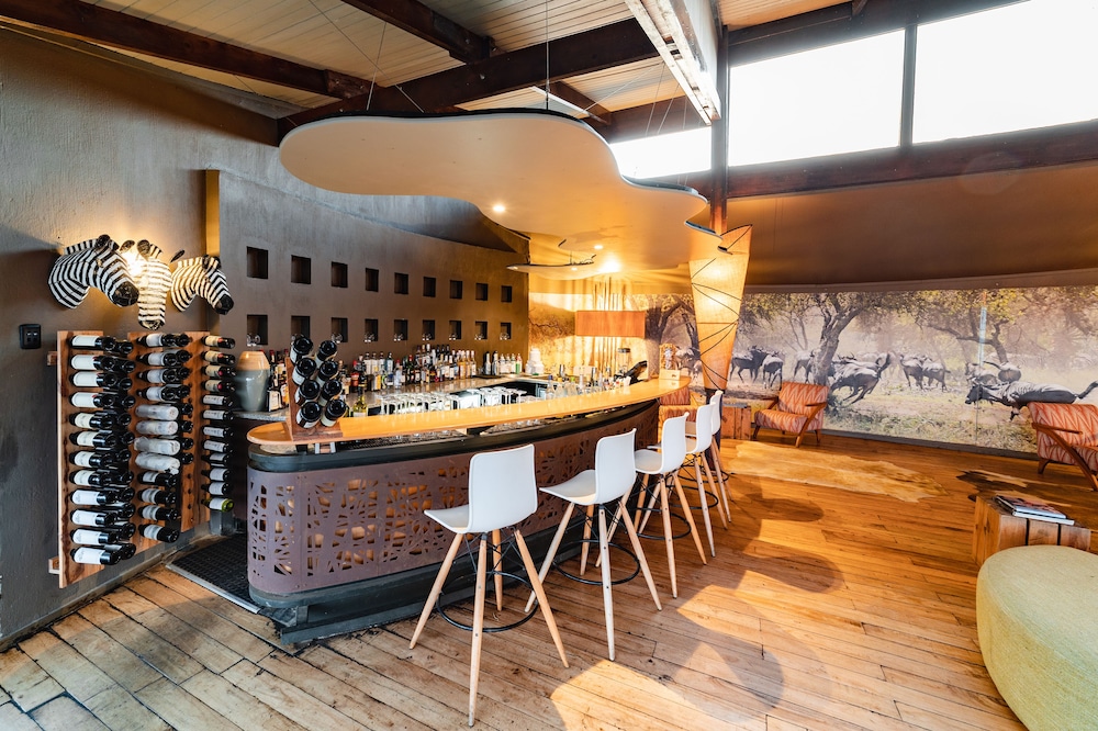 Rhino Ridge Safari Lodge 31/50