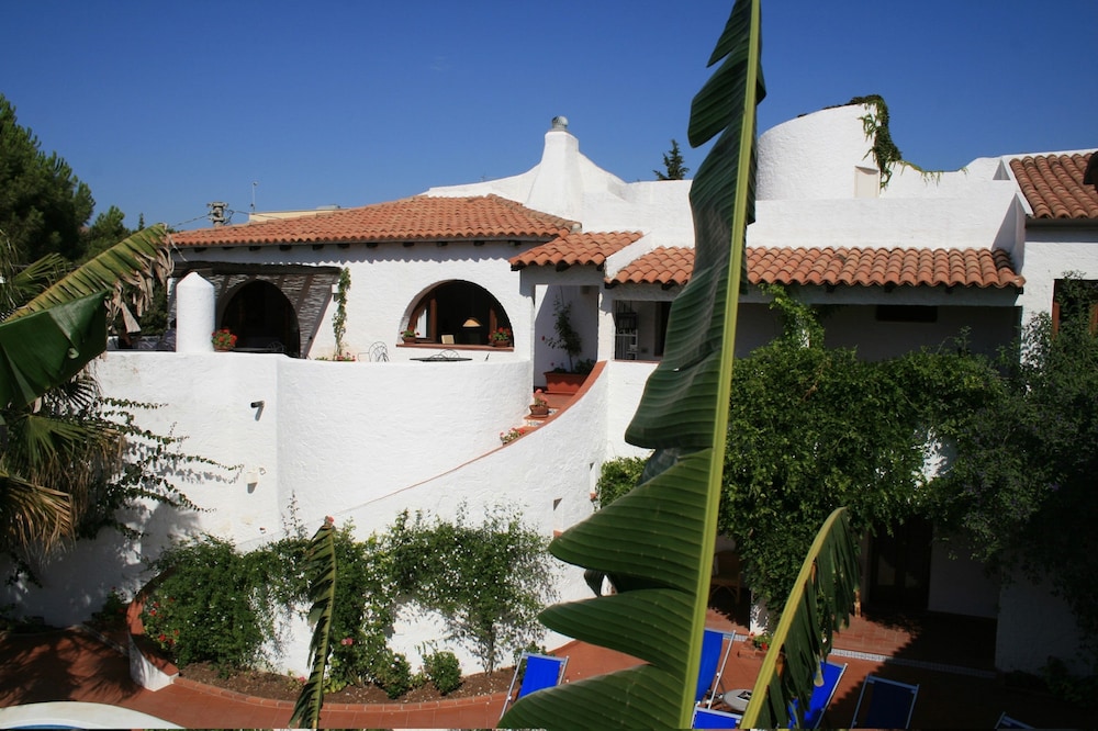 Villa Mediterranea 1/28