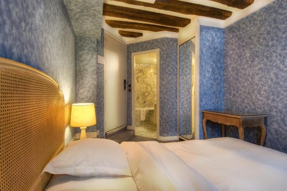 Hotel Baudelaire Opera 38/72