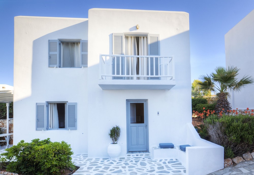 Andronis Minois - Small Luxury Hotels of the World in PAROS