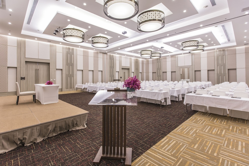 Kantary 304 Hotel 22/35