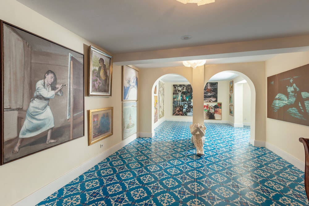 Sabrinas Haus - Adults Only 26/47