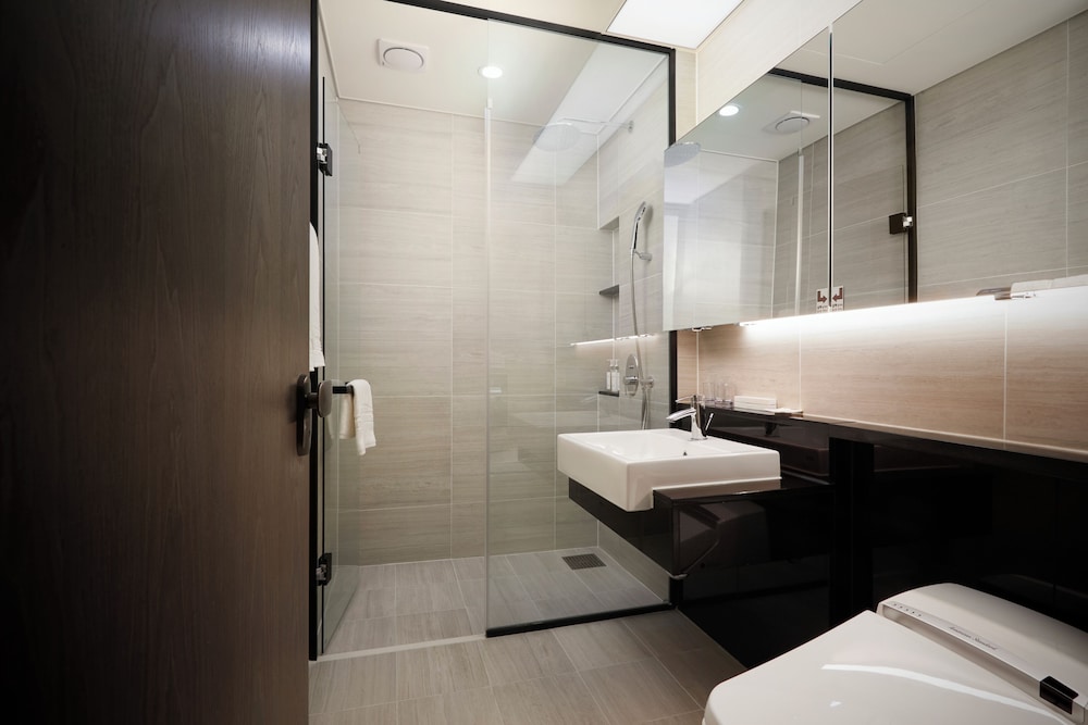 NEWCZ LCT RESIDENCE 40/48