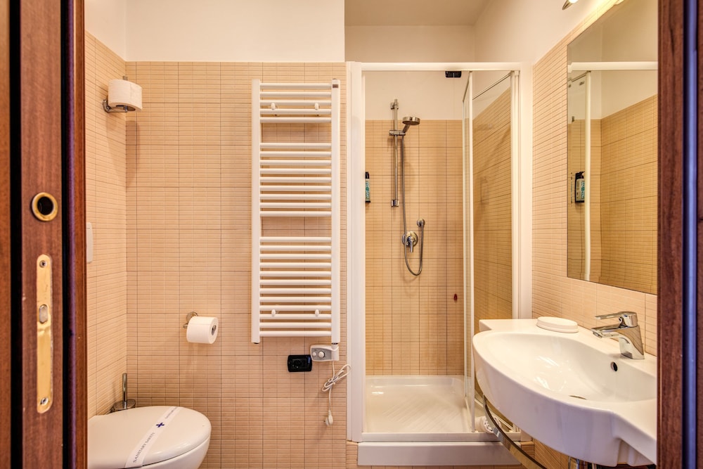Hotel Roma Tiburtina 48/50