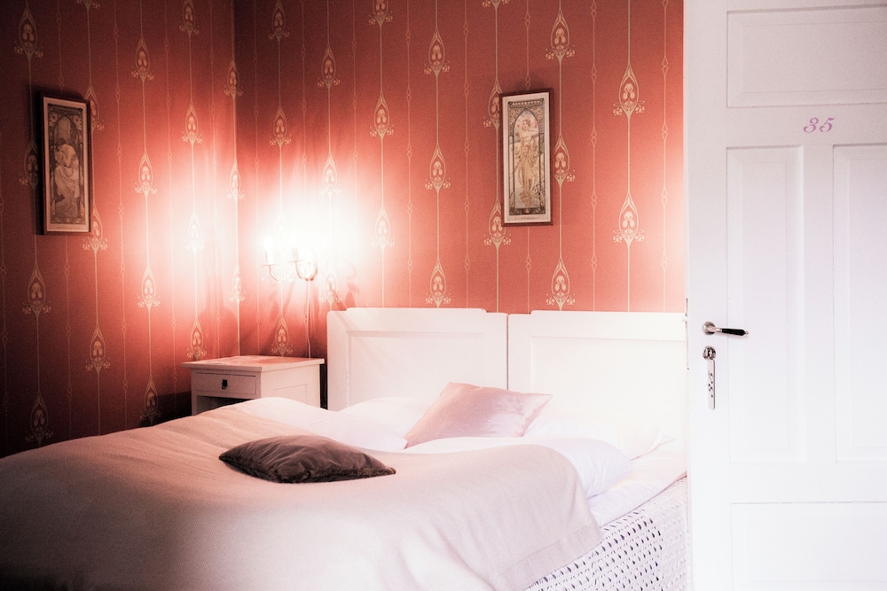 Visnes Hotel 15/62