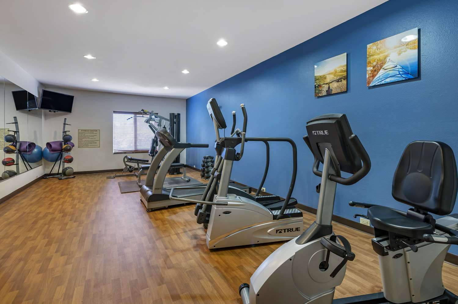 Comfort Suites Urbana Champaign University Area 7/19