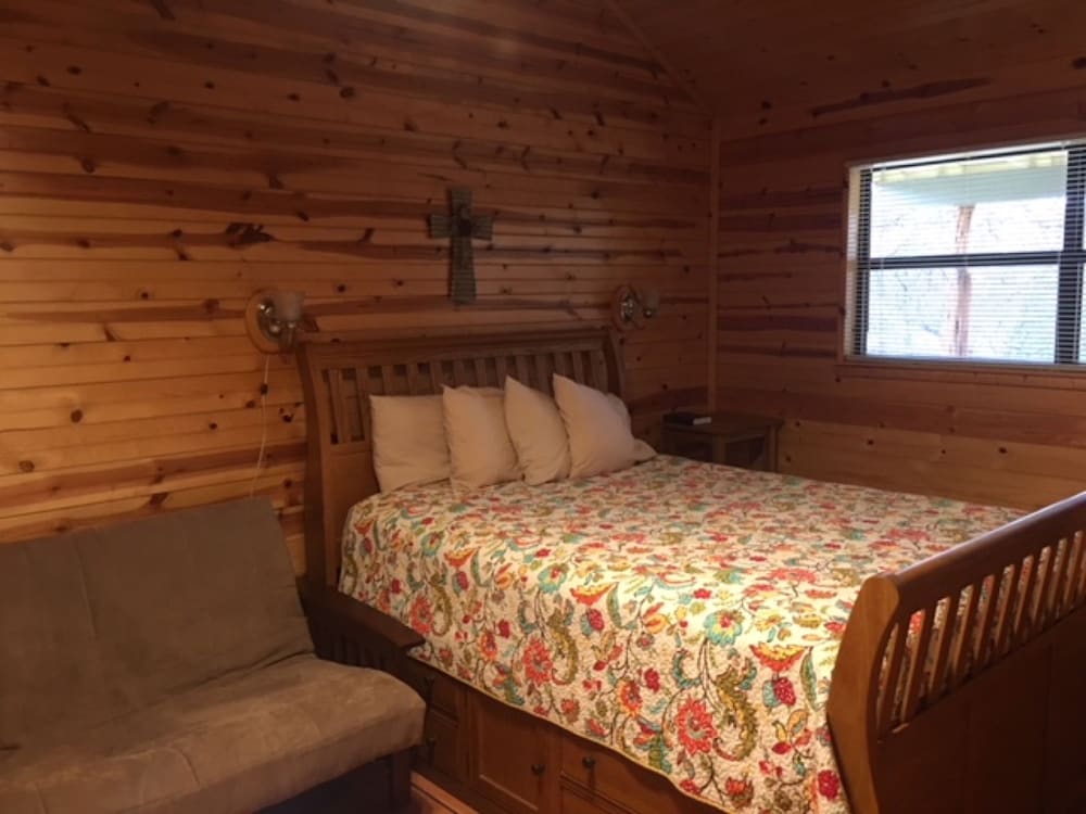 Frio Springs Lodges 7/50