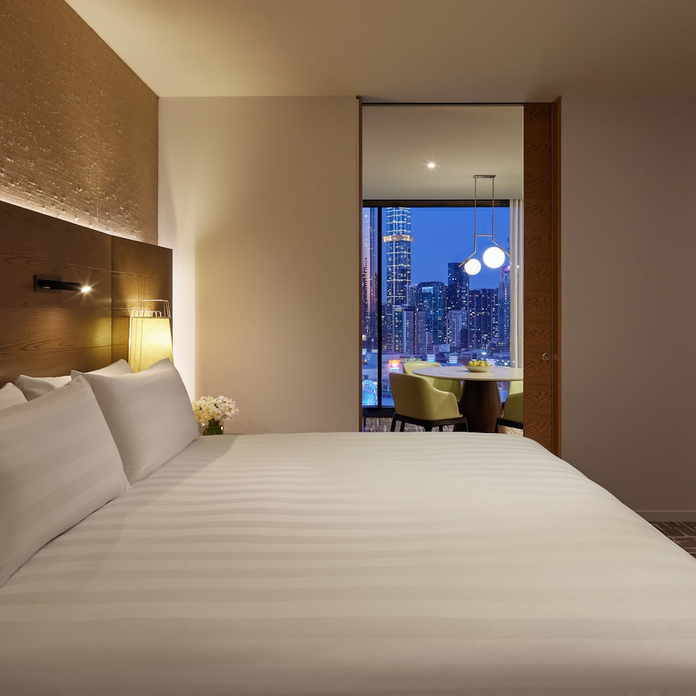 2 Bedrooms, Suite, 2 King Beds, City Skyline View