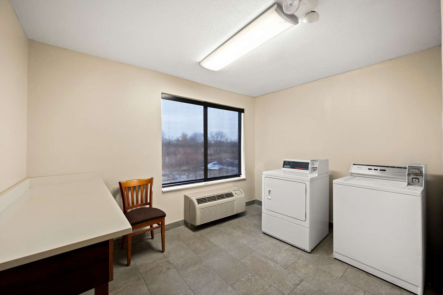 Comfort Inn Suites Decatur Forsyth 7/14