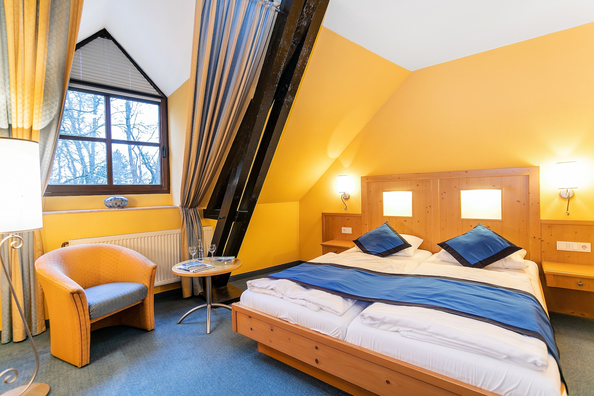 DELUXE, KING BED, PARK VIEW