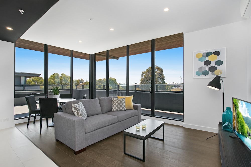 Clayton Serviced Apartments 11/33