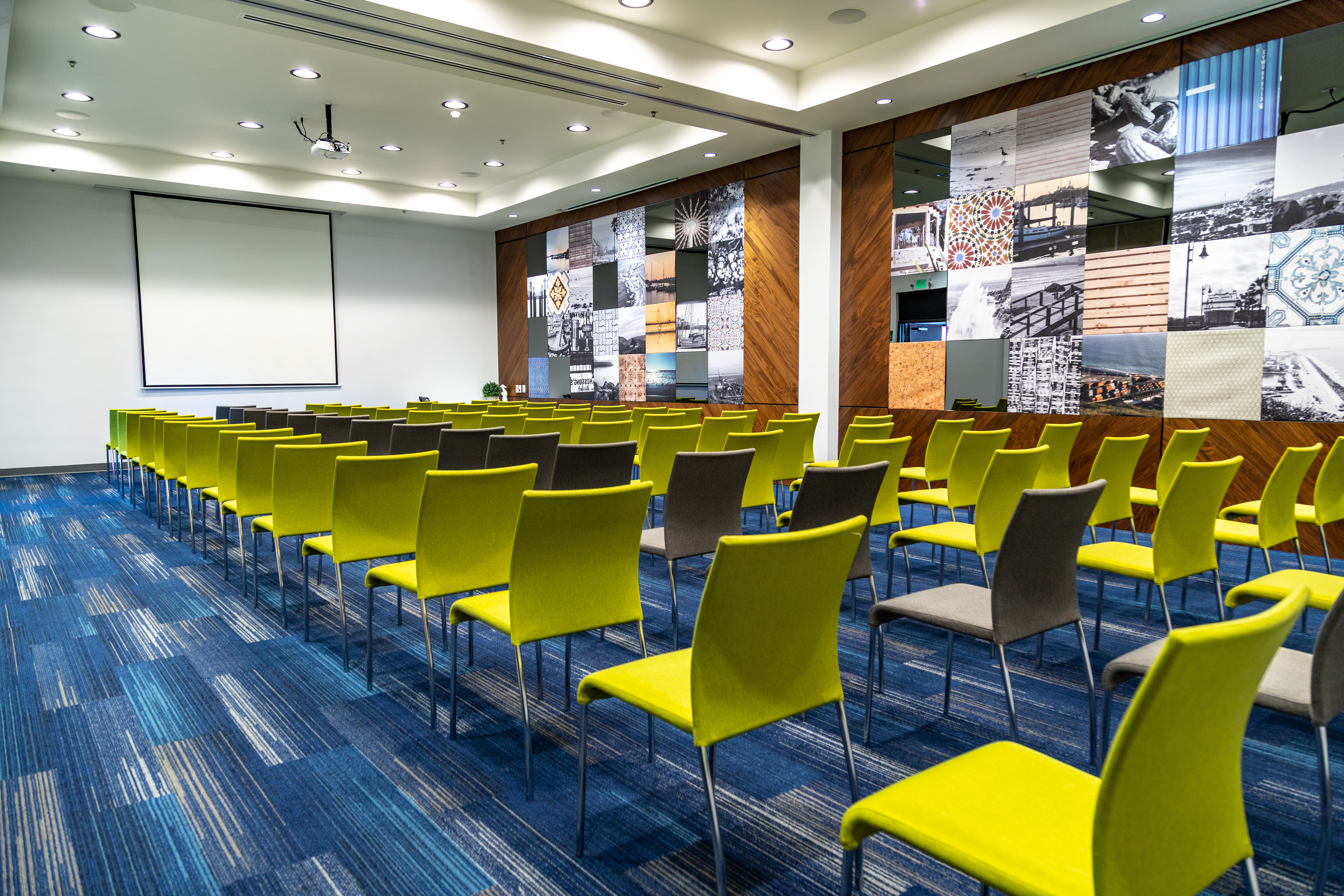 Holiday Inn Express And Suites Ensenada Centro 27/36