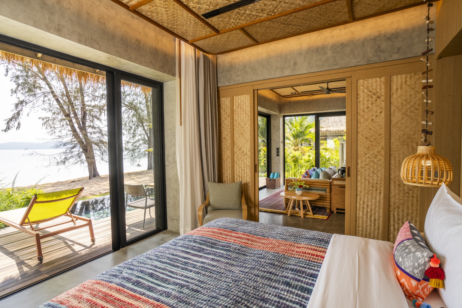 Beachfront Pool Villa