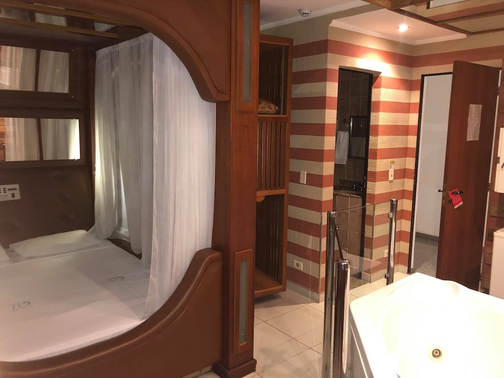 David Plaza Hotel 29/56