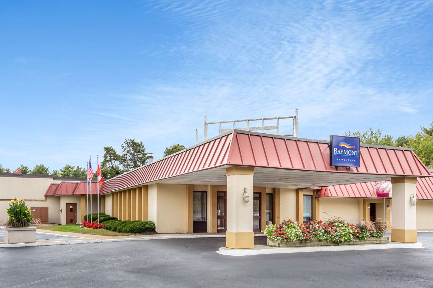 Baymont by Wyndham Queensbury / Lake George 3/39