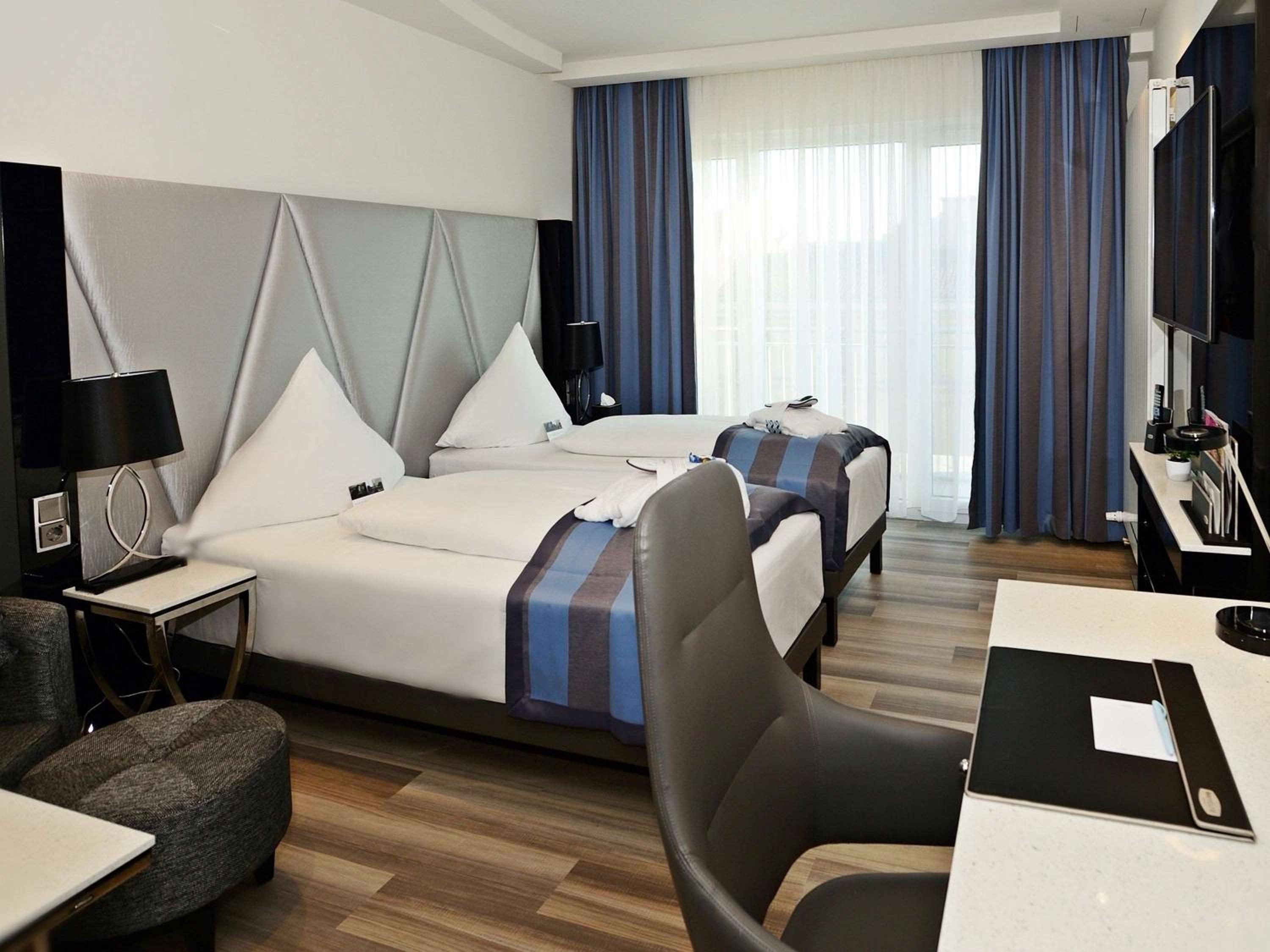غرفة سوبيريور بسرير فردي مع أريكة، Mercure Hotel Kaiserhof Frankfurt City Center 2/6