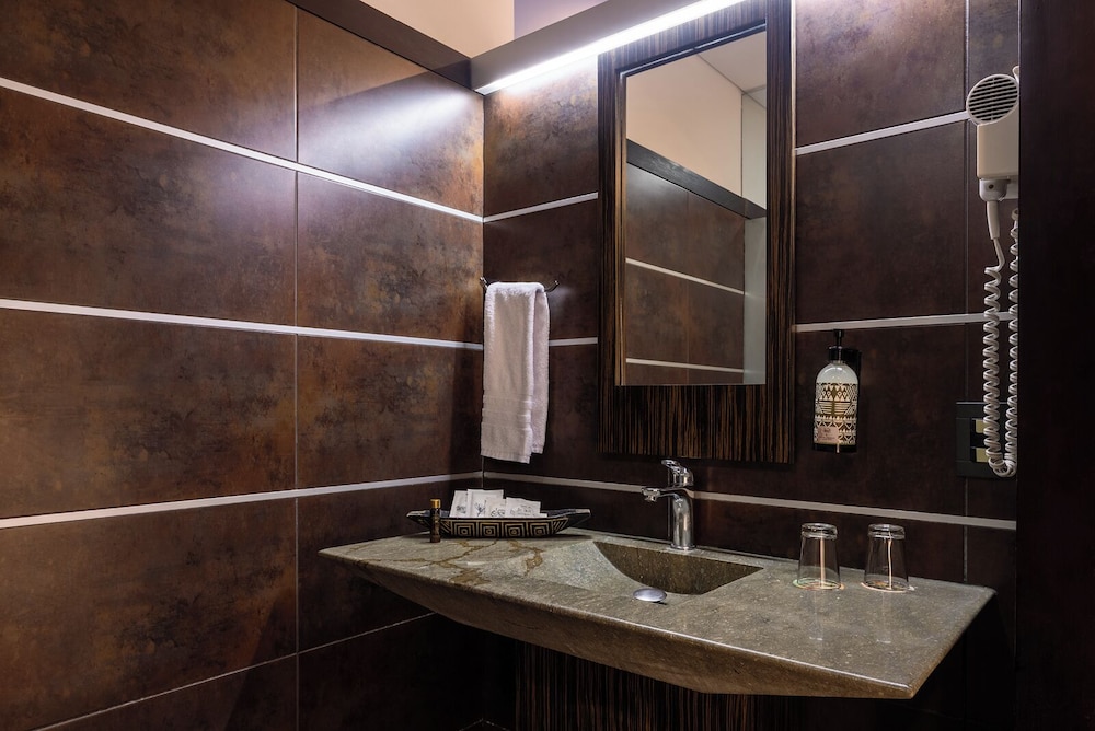 Diez Hotel Categoria Colombia 64/64