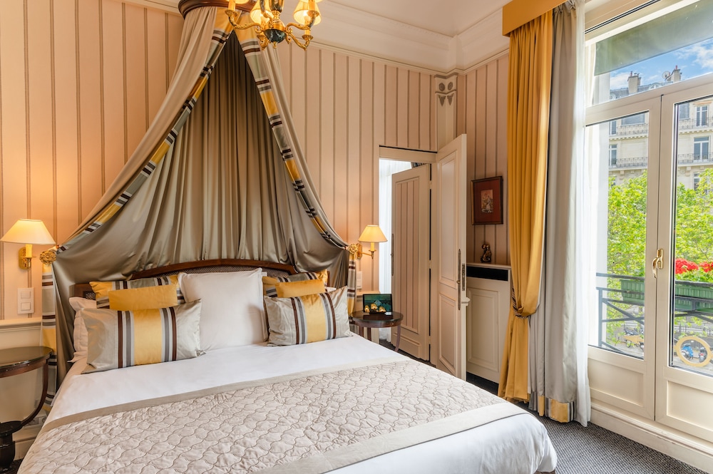 Hotel Napoleon Paris 9/41