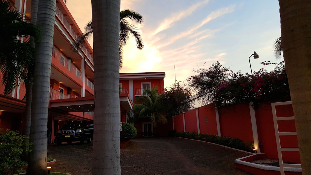 RDG Hotel 58/60