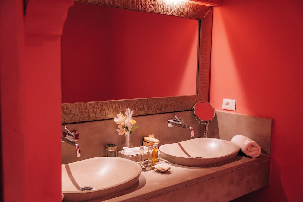 Riad Nashira And Spa 69/71